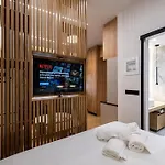 公寓 Liotrivi Luxury *