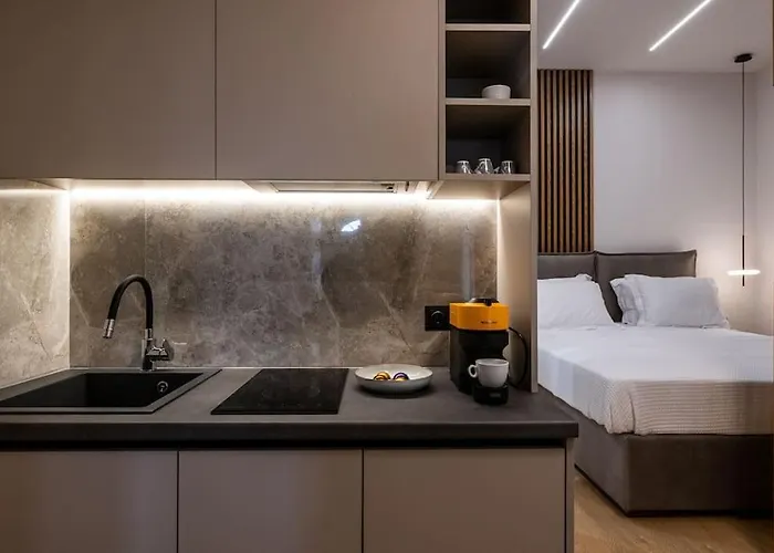 Liotrivi Luxury * Calamata